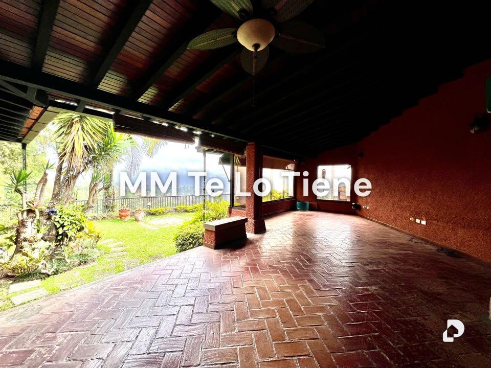 Casa en Alto Hatillo, Caracas – 2
