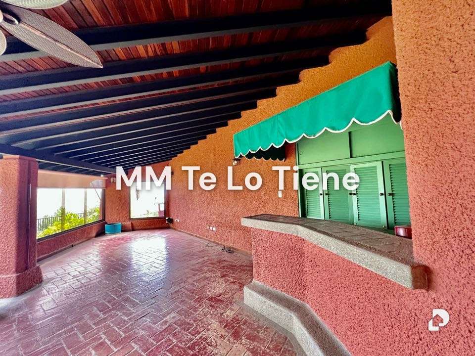 Casa en Alto Hatillo, Caracas – 13
