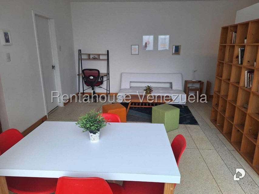 Apartamento en Los Palos Grandes, Caracas – 3