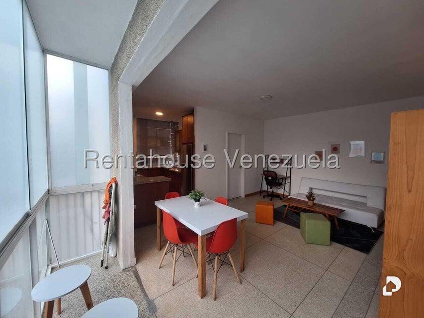 Apartamento en Los Palos Grandes, Caracas – 4