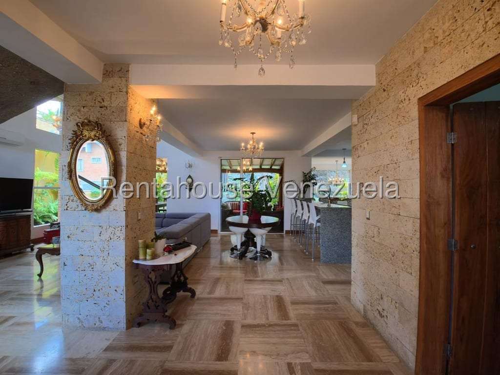 Casa en La Lagunita Country Club, Caracas