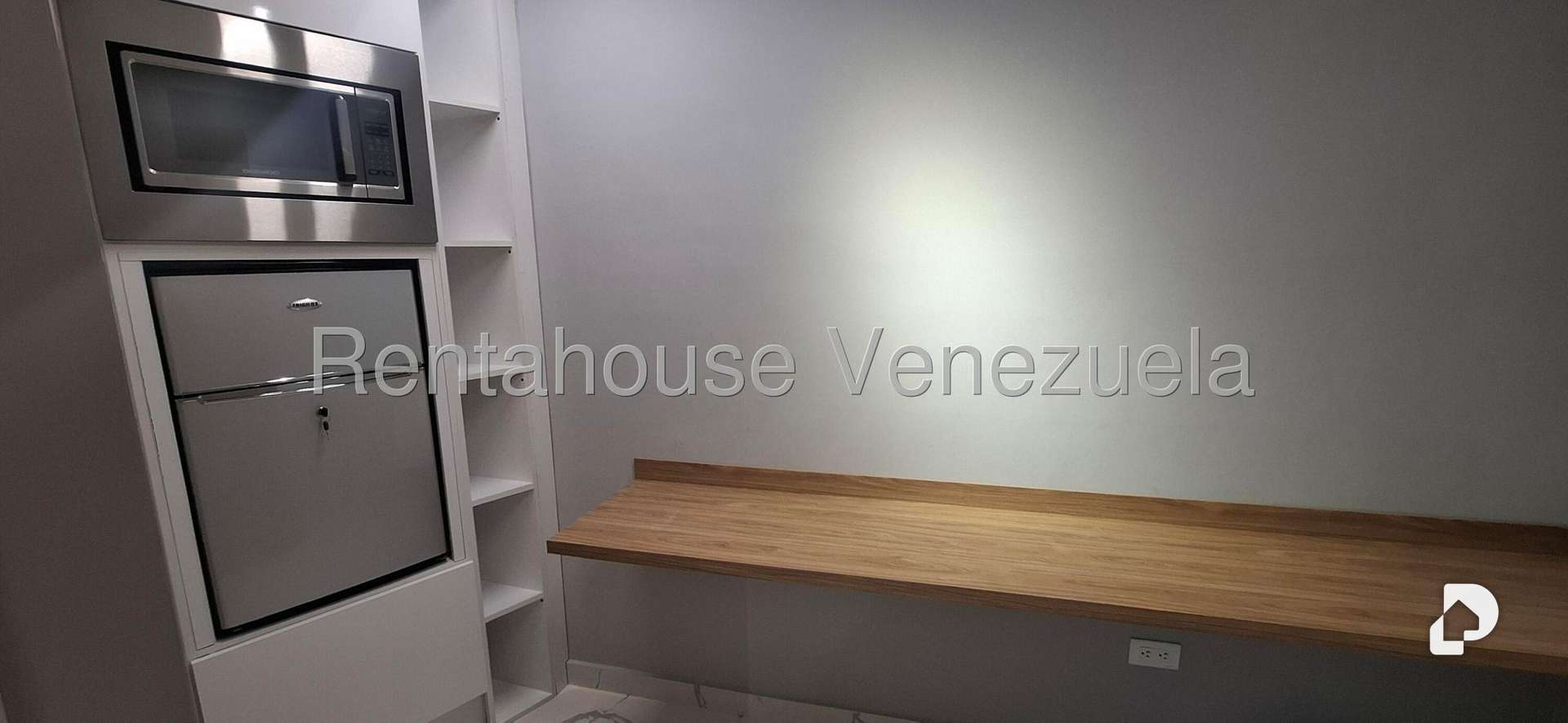 Oficina en Las Mercedes, Caracas – 25
