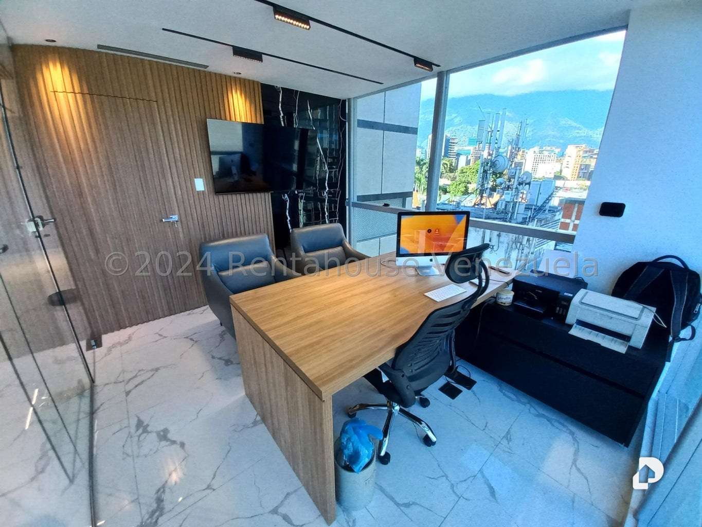 Oficina en Las Mercedes, Caracas – 11