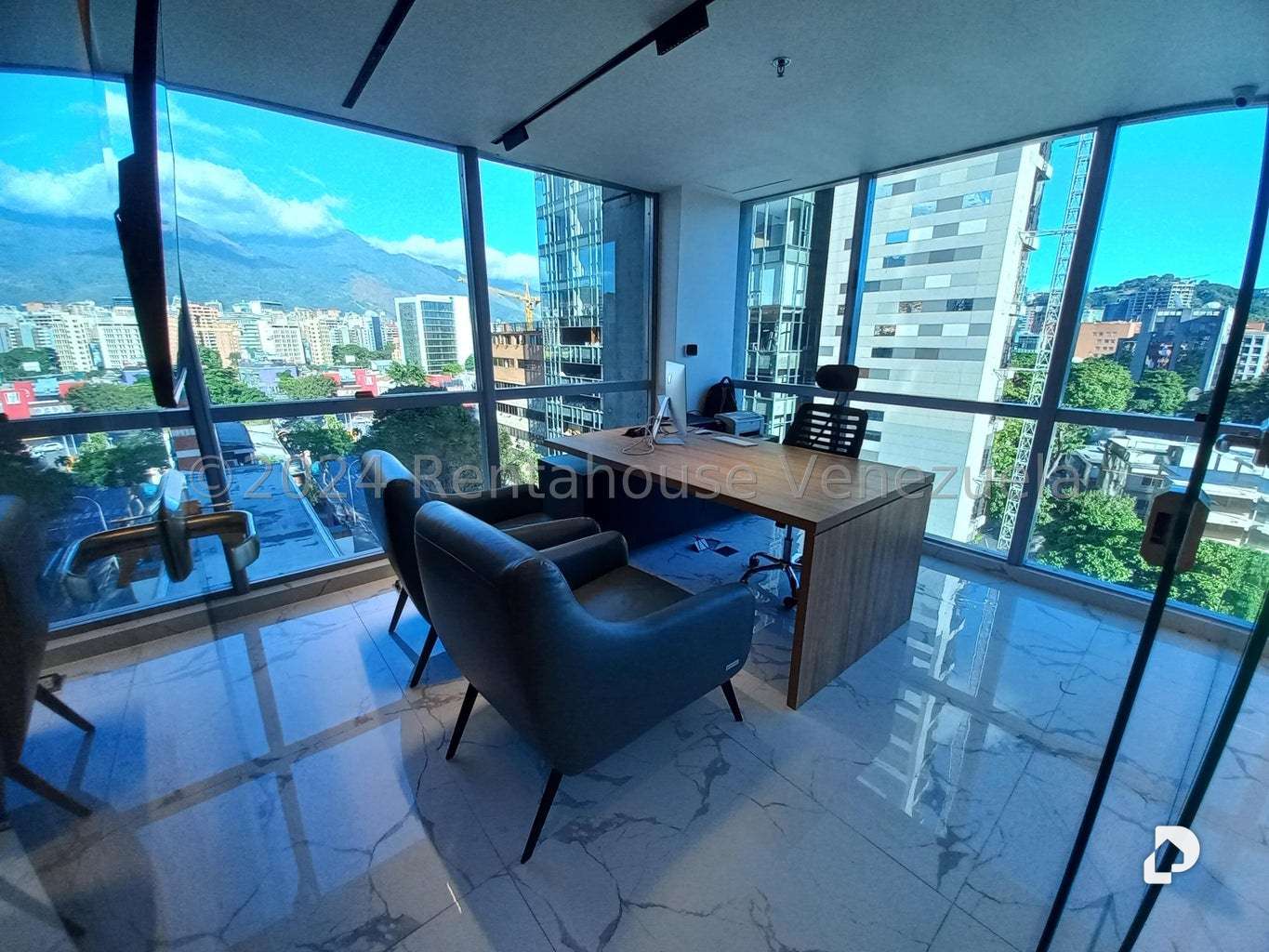 Oficina en Las Mercedes, Caracas – 10