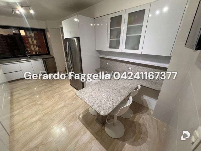 Apartamento en Los Dos Caminos, Caracas – 21