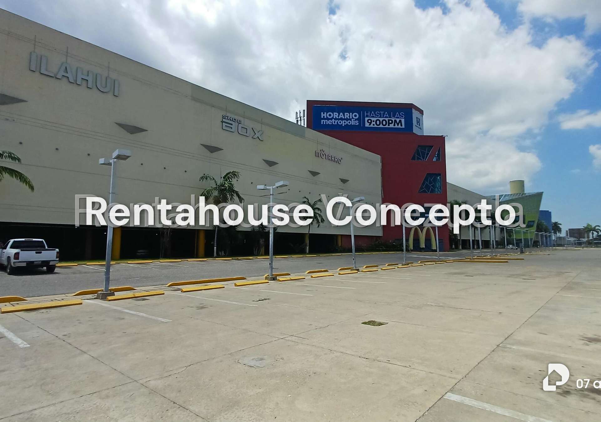 Local comercial en Castillete, San Diego – 1