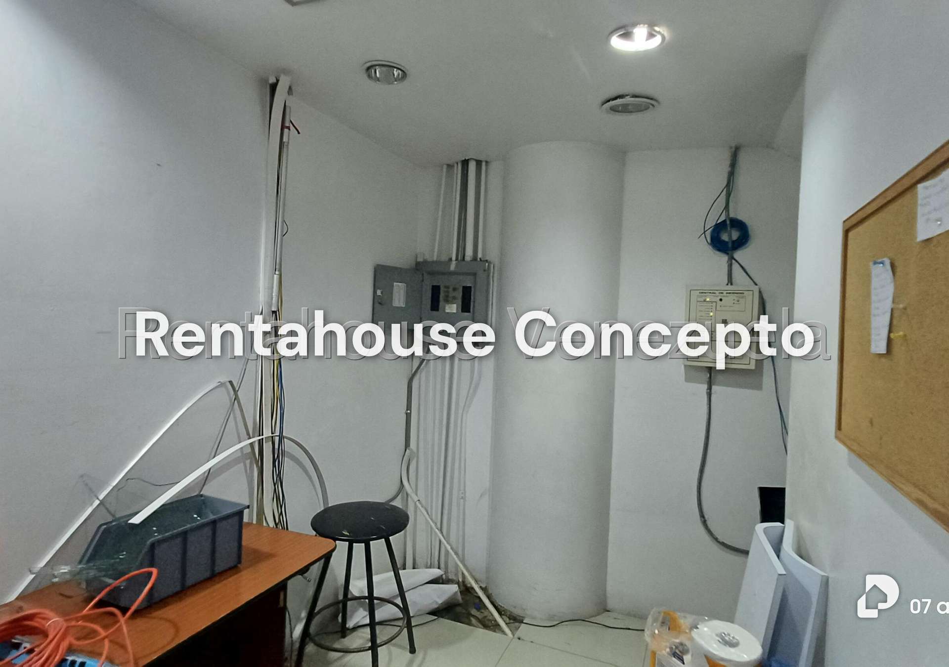 Local comercial en Castillete, San Diego – 15