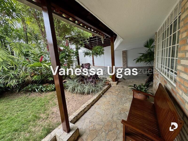 Casa en Prados Del Este, Caracas – 4
