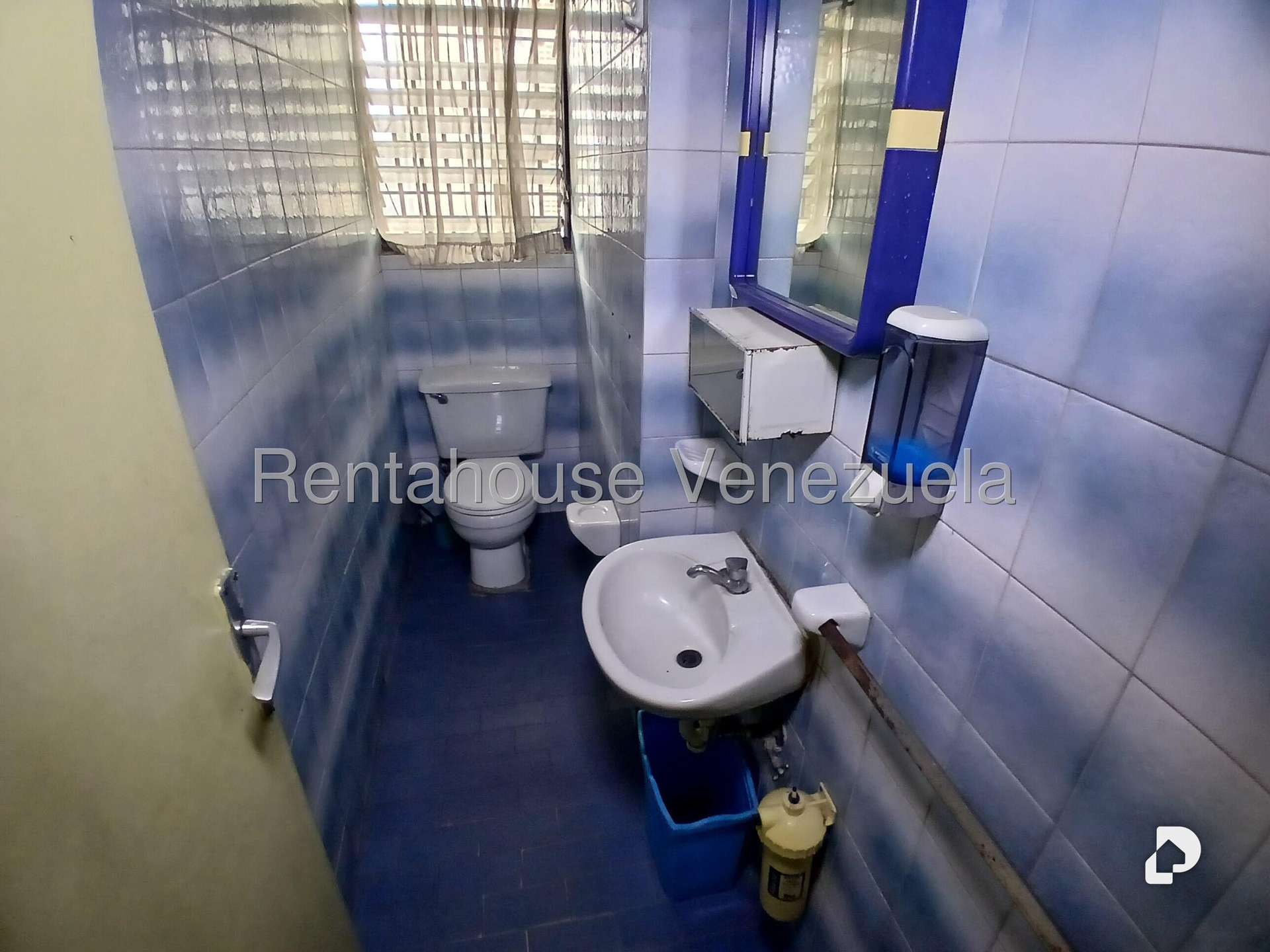 Local comercial en Boleíta Norte, Caracas – 15