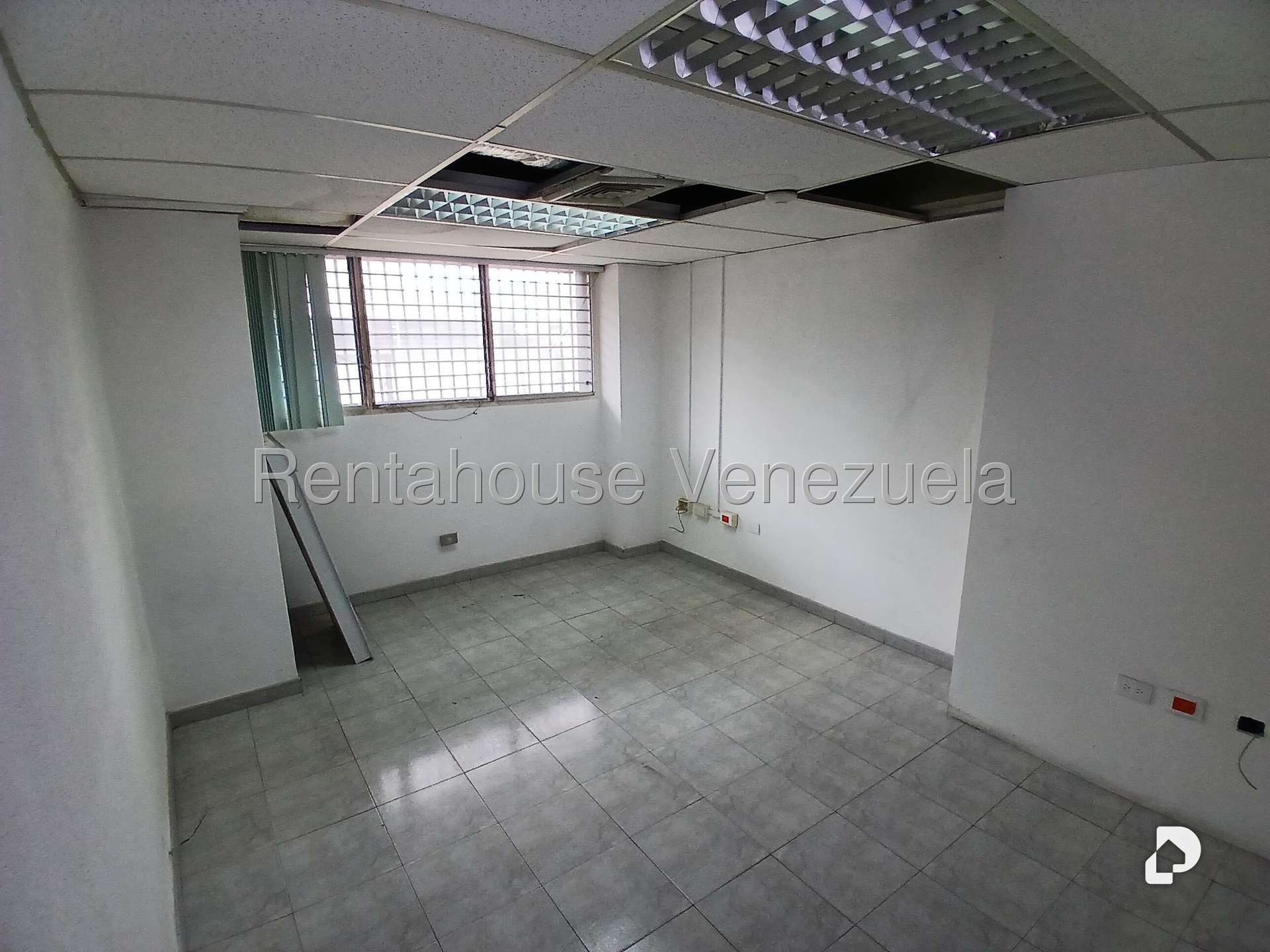 Local comercial en Boleíta Norte, Caracas – 27