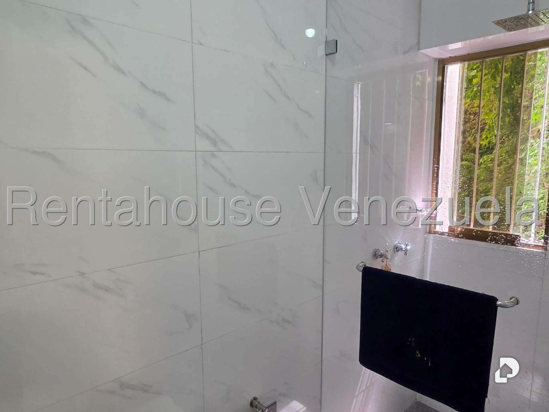 Apartamento en Santa Rosa de Lima, Caracas – 13