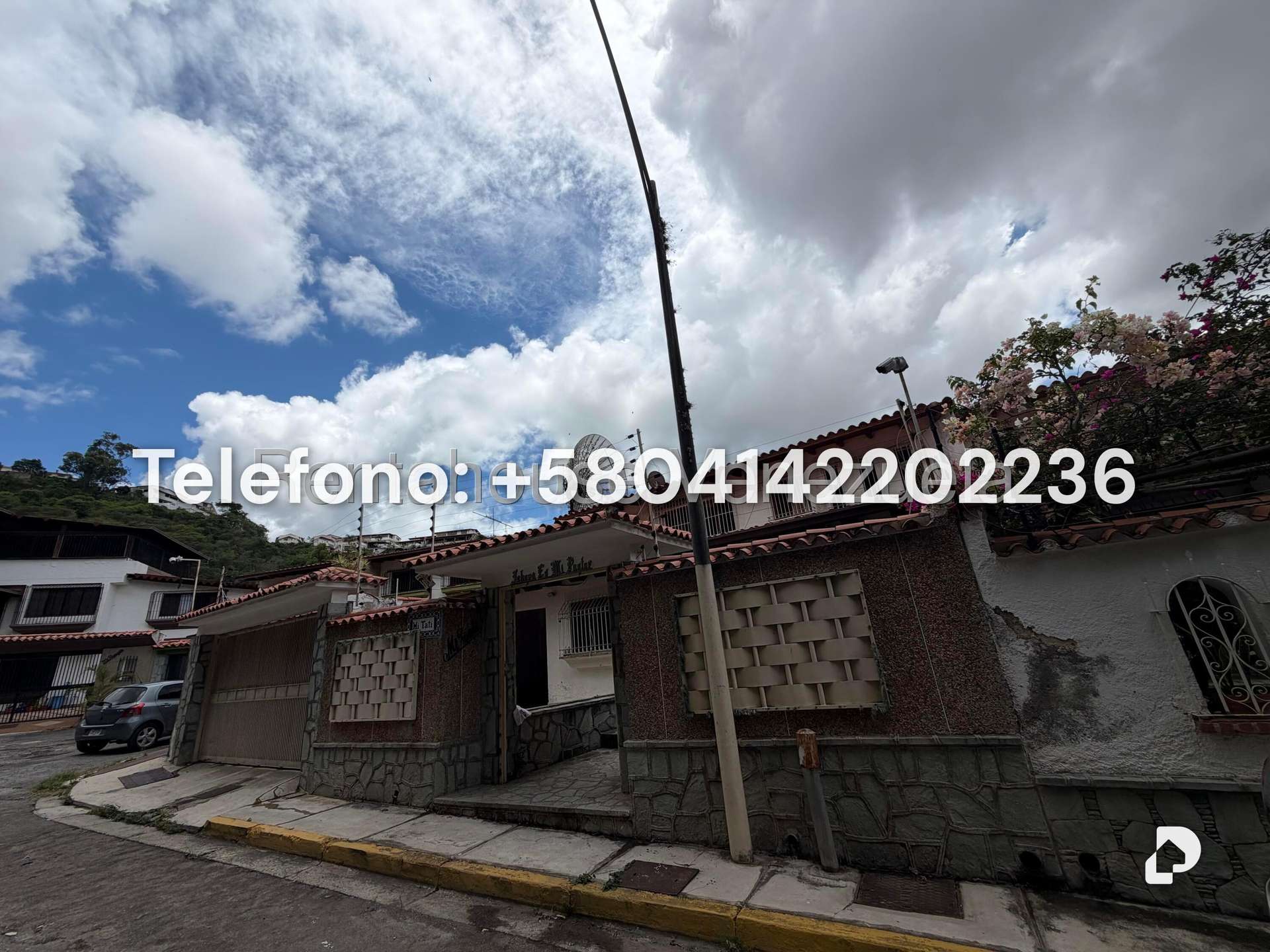 Casa en Colinas de Santa Mónica, Caracas – 2