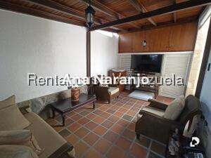 Casa en Alto Prado, Caracas – 13
