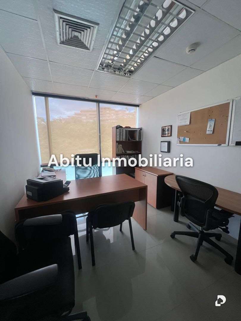 Oficina en Las Mercedes, Caracas – 1