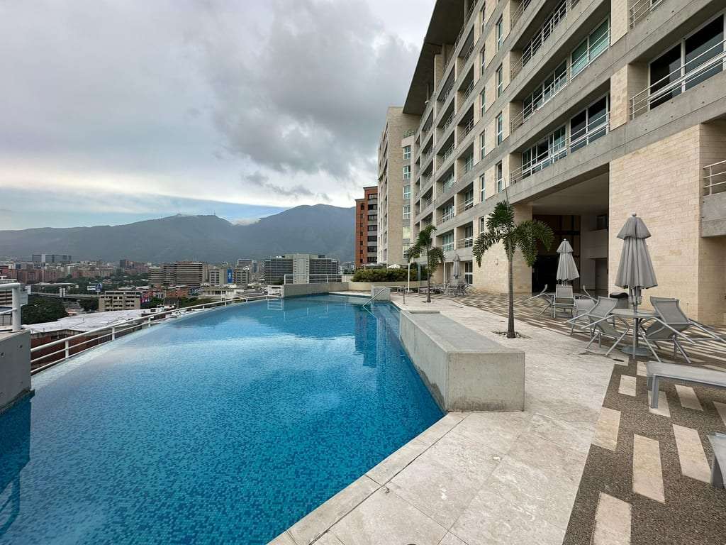 Apartamento en Lomas de Las Mercedes, Caracas - 1