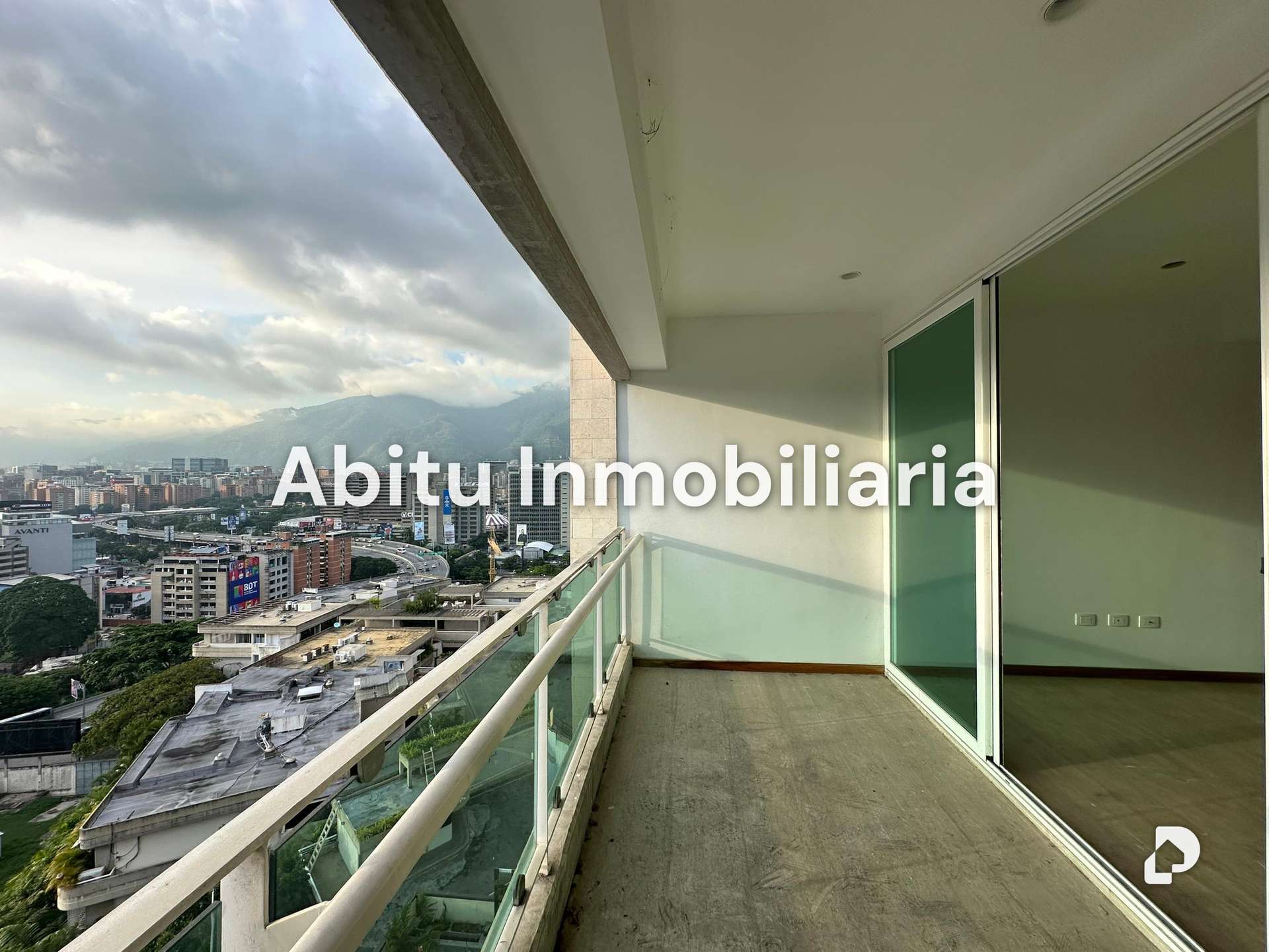 Apartamento en Lomas de Las Mercedes, Caracas – 6