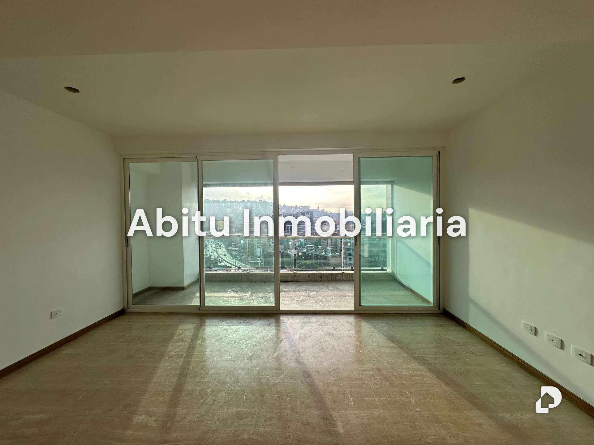 Apartamento en Lomas de Las Mercedes, Caracas – 16