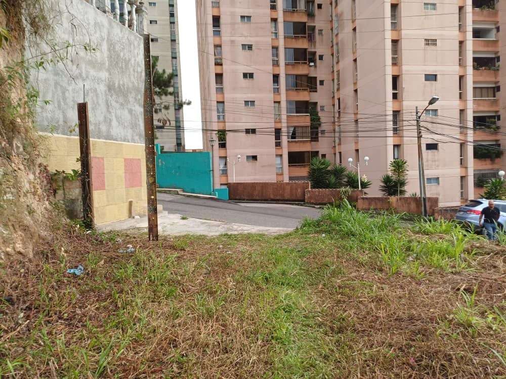 Terreno en El Picacho, Altos Mirandinos - 1