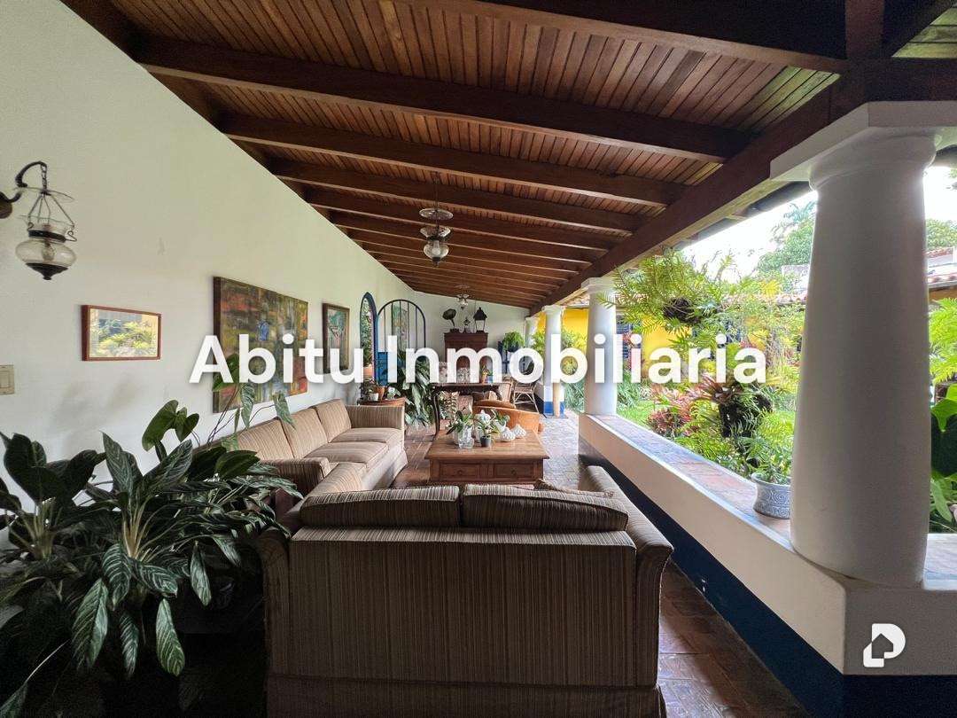 Casa en Los Chorros, Caracas – 13