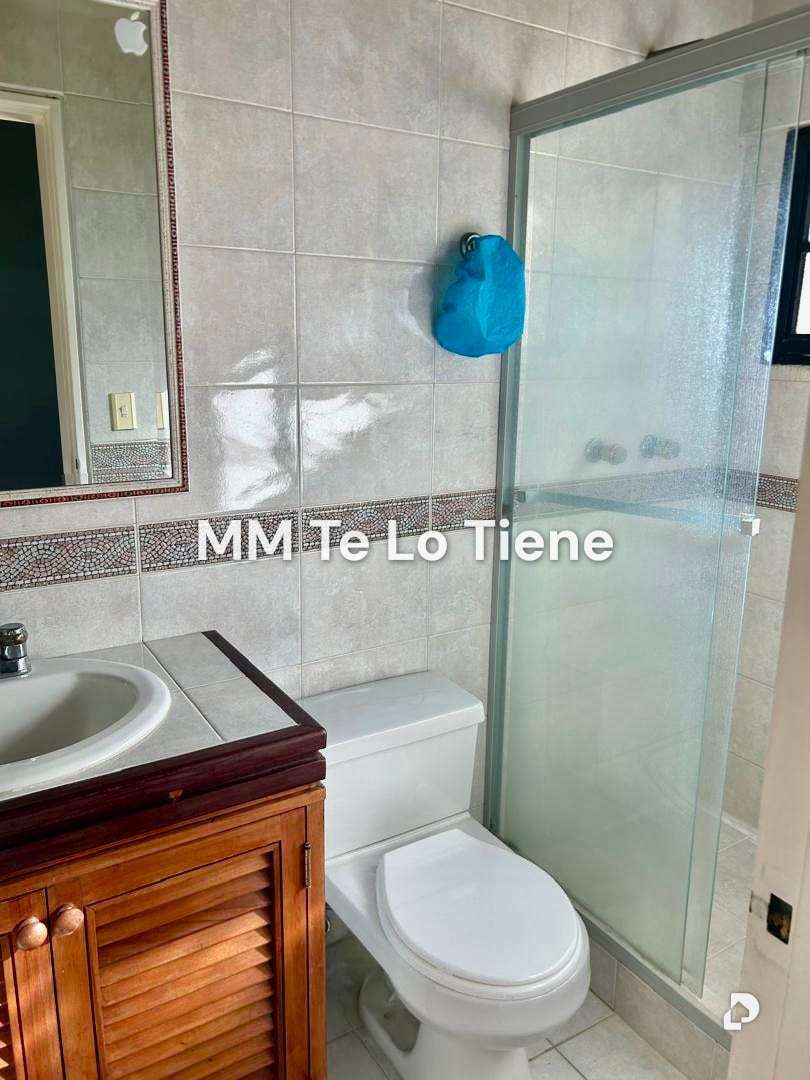 Casa en Oripoto, Caracas – 14