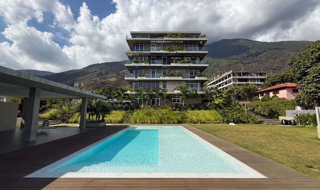 Apartamento en Altamira, Caracas - 1