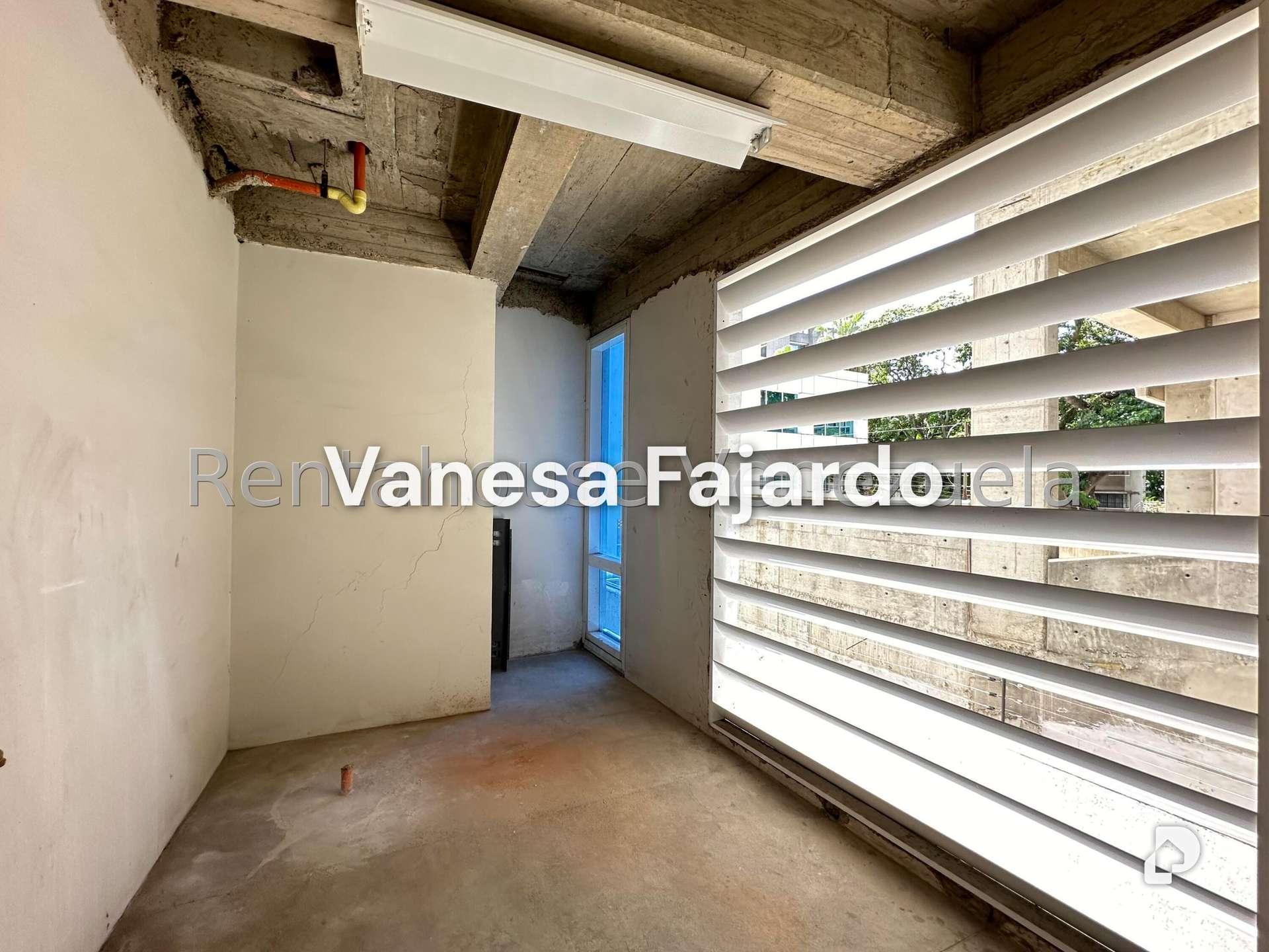 Oficina en Las Mercedes, Caracas – 20