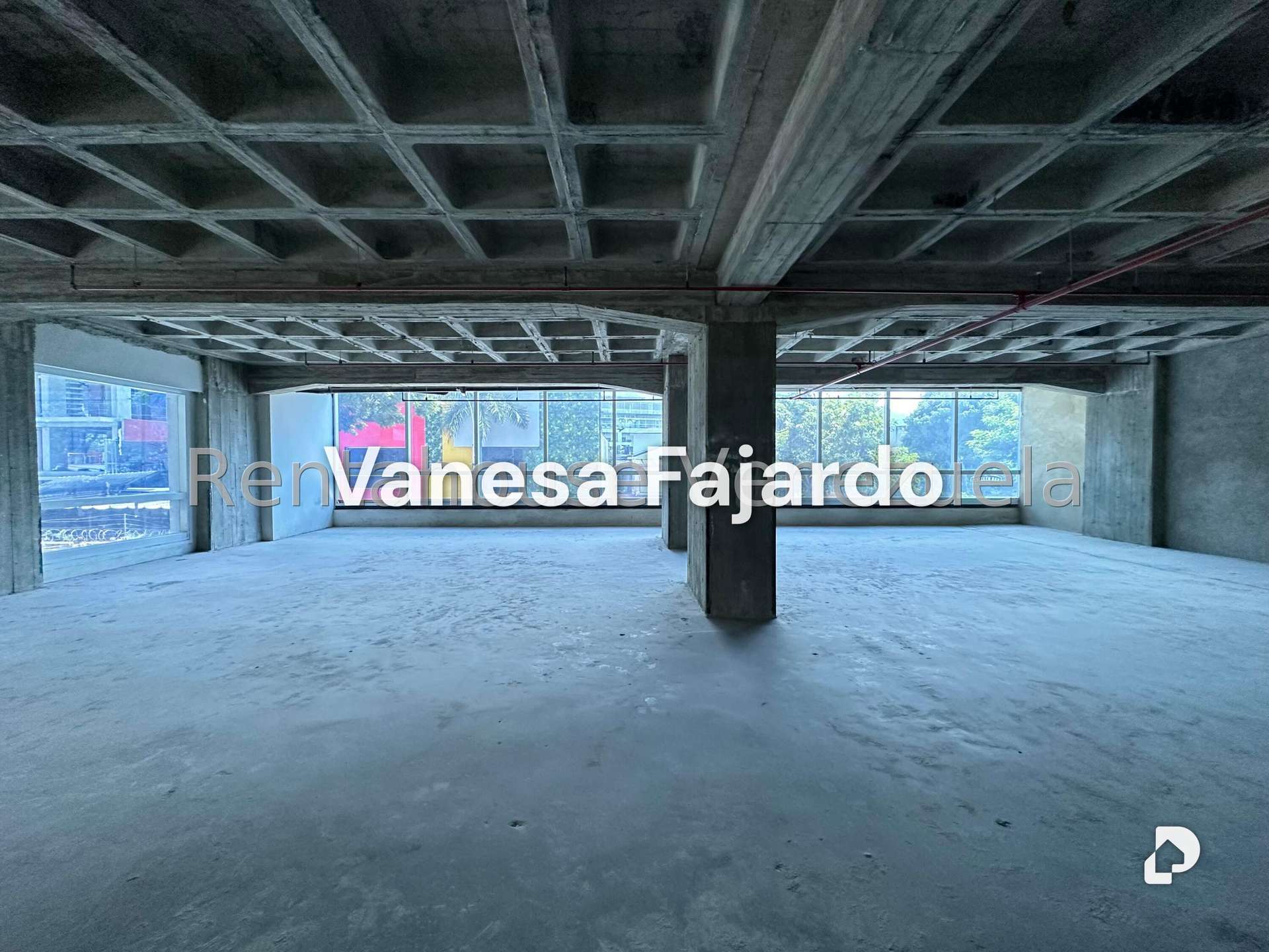 Oficina en Las Mercedes, Caracas – 13