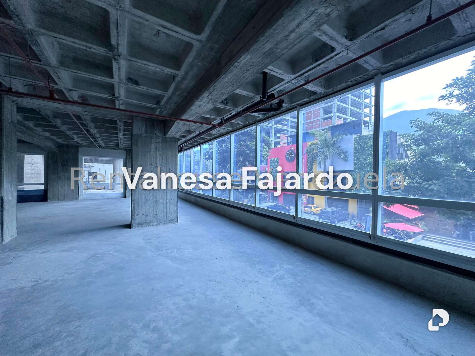Oficina en Las Mercedes, Caracas – 14