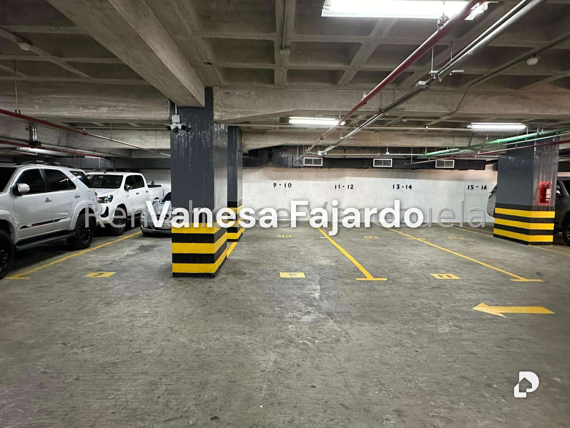 Oficina en Las Mercedes, Caracas – 27