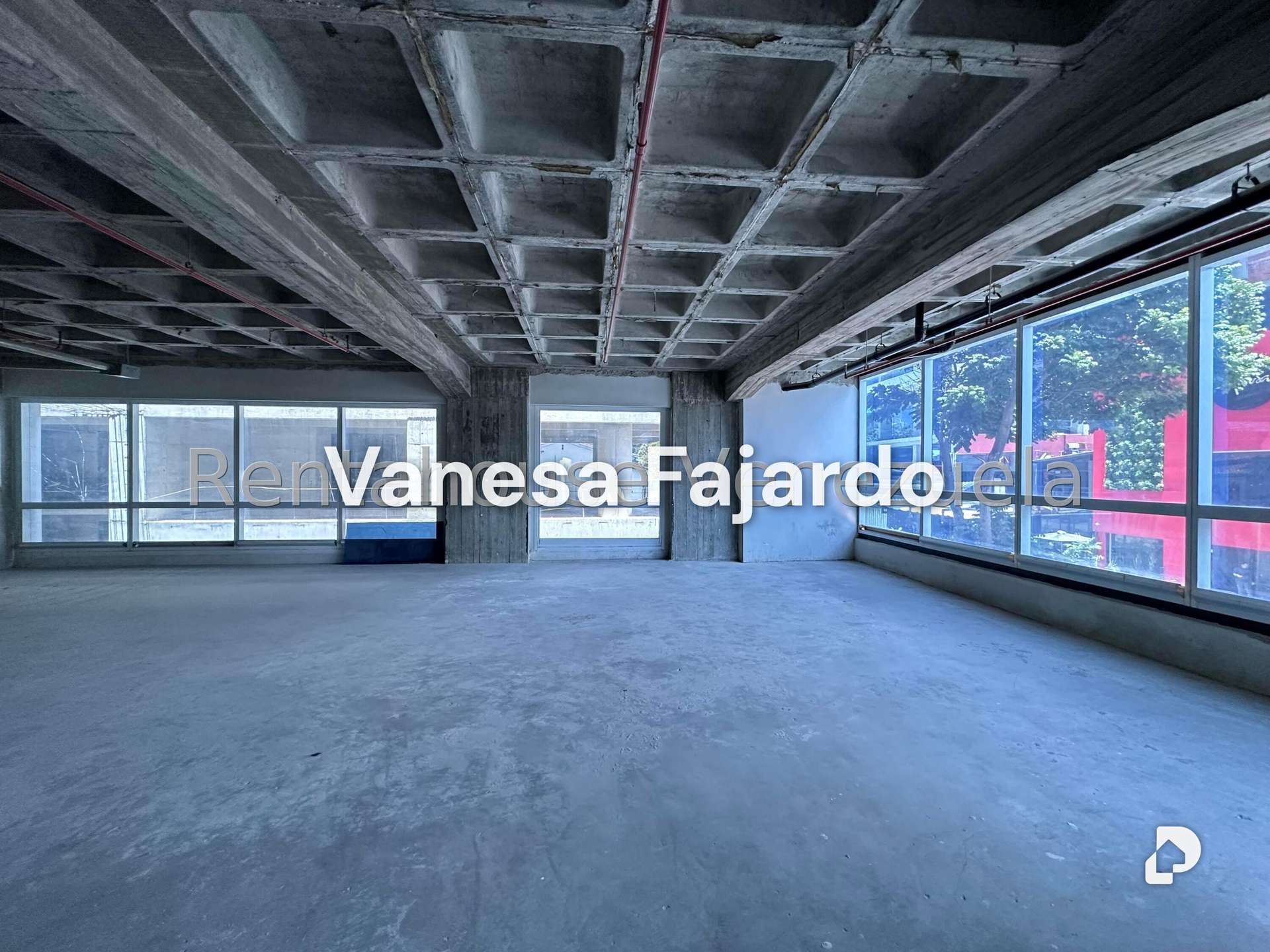 Oficina en Las Mercedes, Caracas – 11