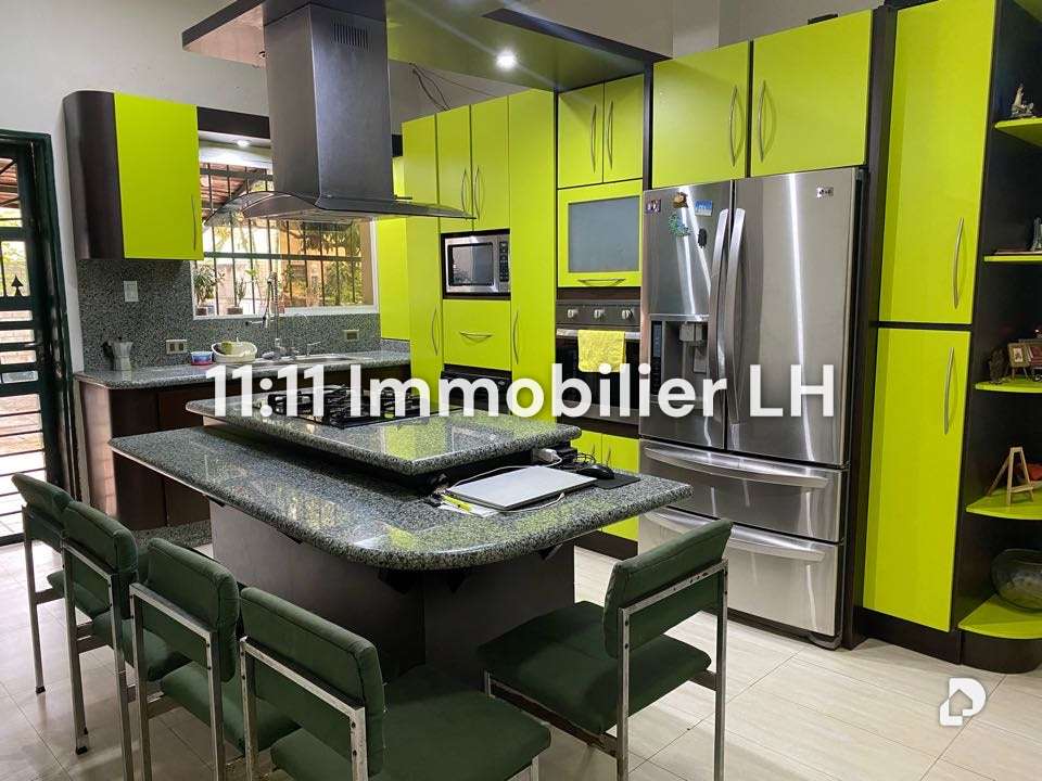 Apartamento en Los Palos Grandes, Caracas – 10