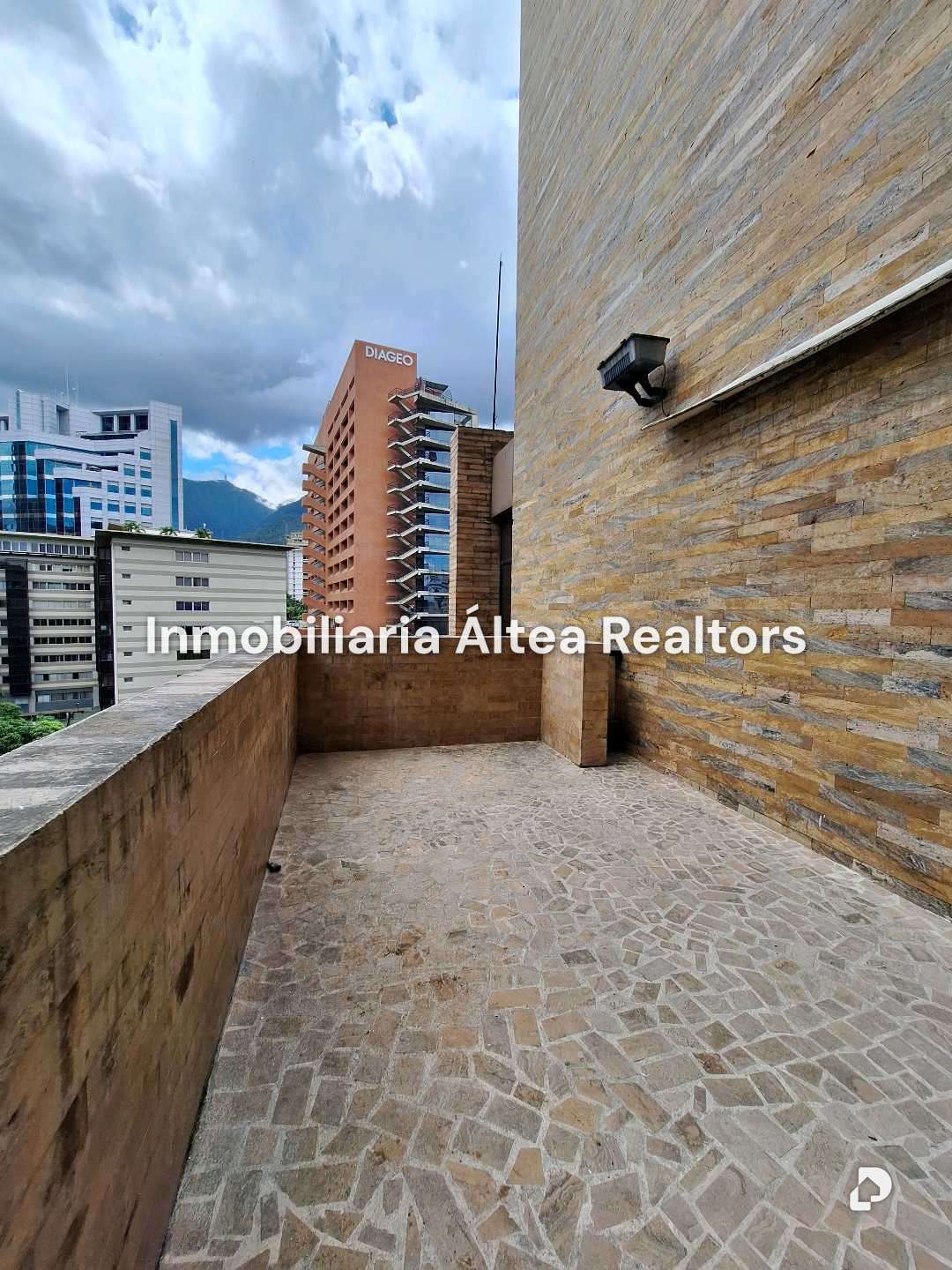 Oficina en La Castellana, Caracas – 22