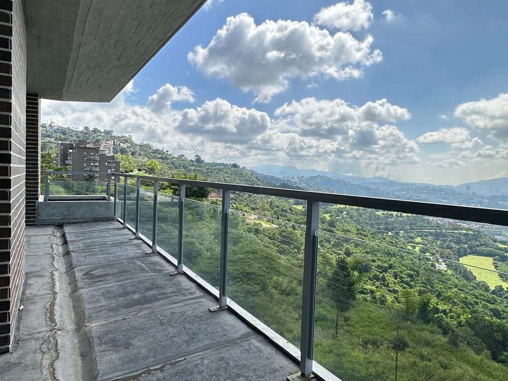 Apartamento en Alto Hatillo, Caracas - 1