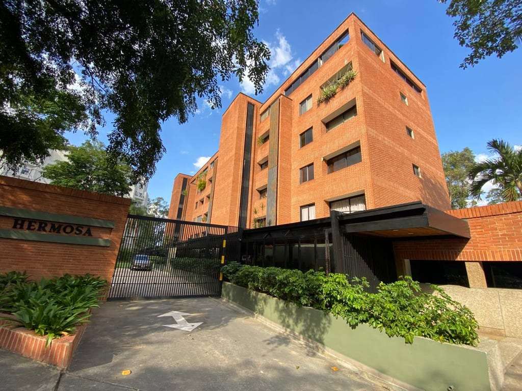 Apartamento en Valle Arriba, Caracas - 1