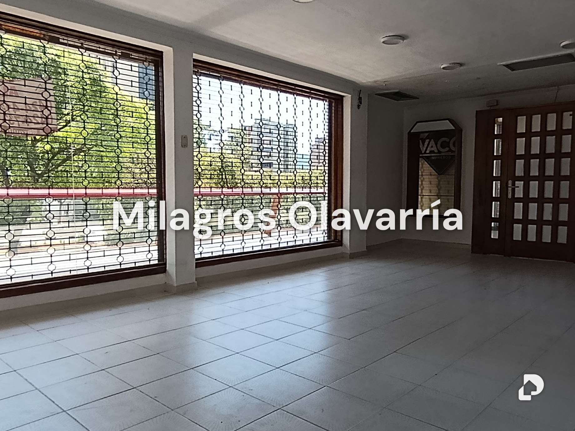 Local comercial en Parroquia Urbana San José, Valencia – 7