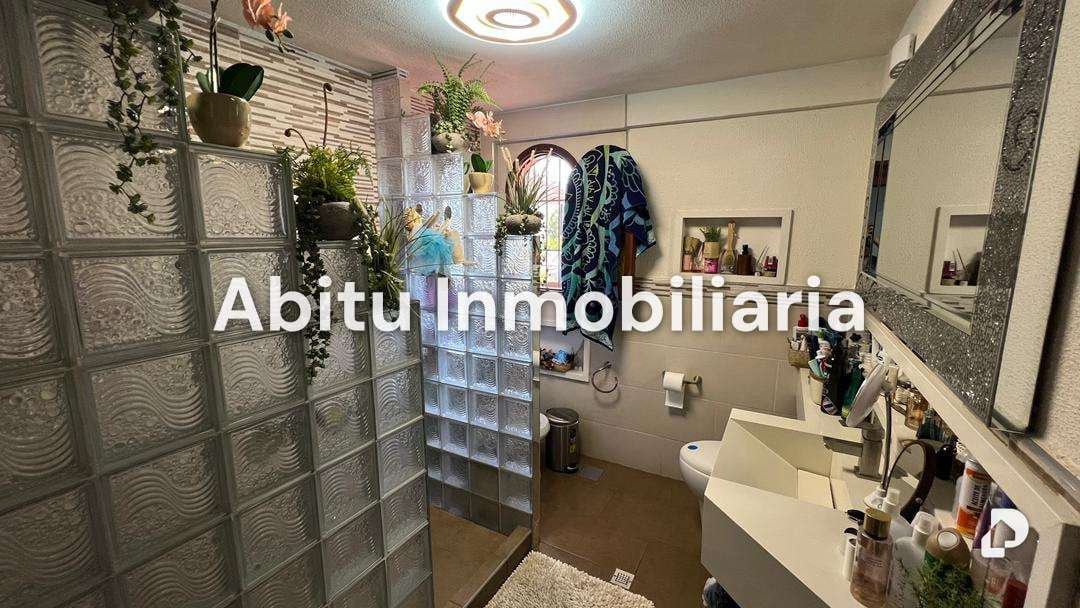 Casa en El Cafetal, Caracas – 23