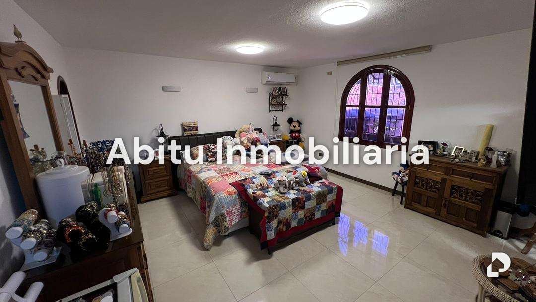 Casa en El Cafetal, Caracas – 17