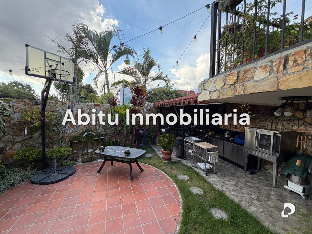 Casa en El Cafetal, Caracas – 1