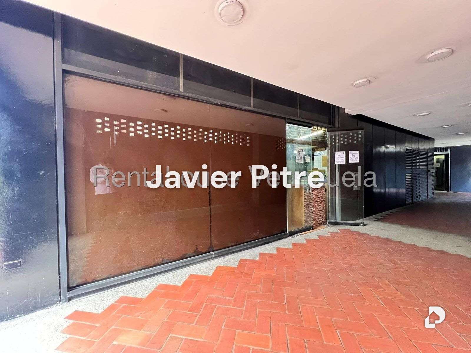 Local comercial en La Urbina, Caracas – 7