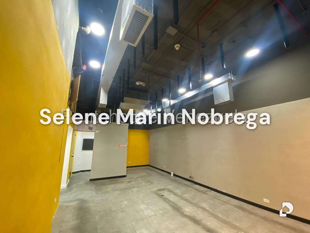 Local comercial en La Castellana, Caracas – 6
