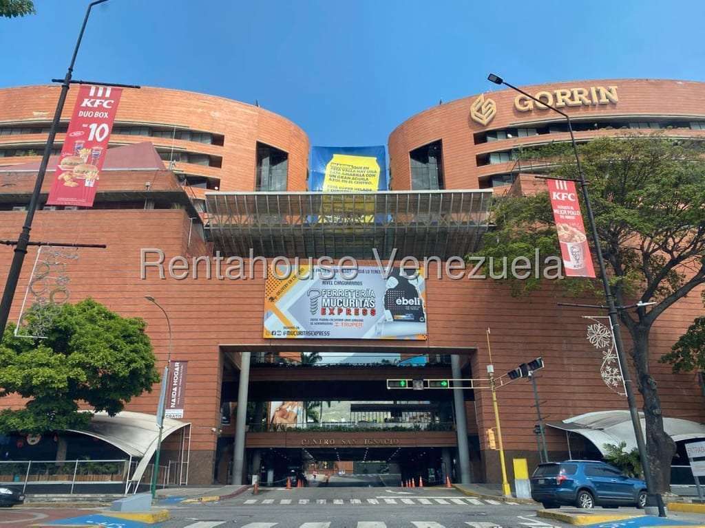 Commercial space in La Castellana, Caracas - 1