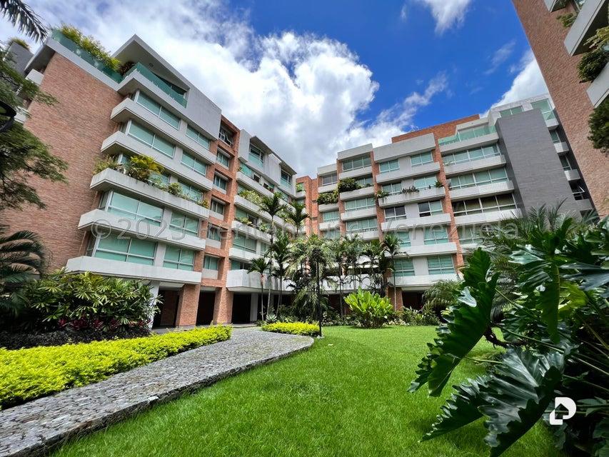 Apartamento en Campo Alegre, Caracas – 2