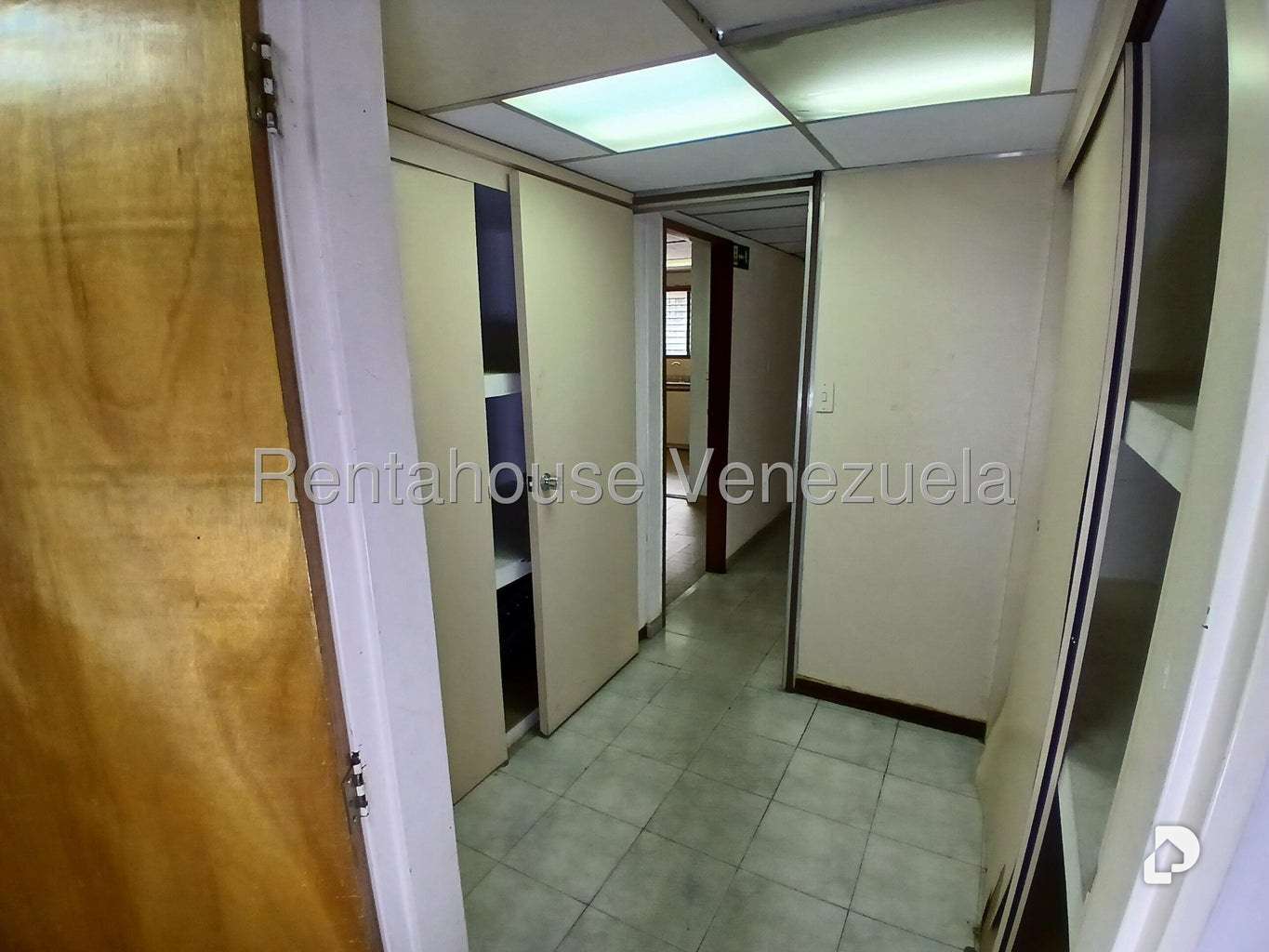 Local comercial en Boleíta Norte, Caracas – 10