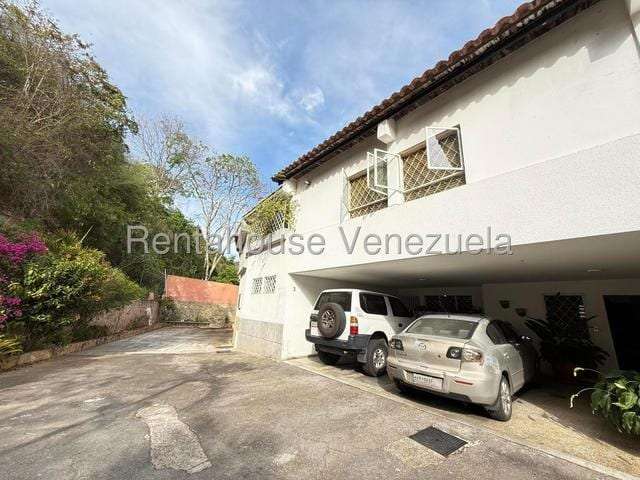 Townhouse en Santa Paula, Caracas