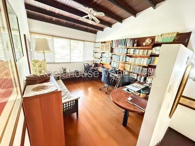 Townhouse en Santa Paula, Caracas
