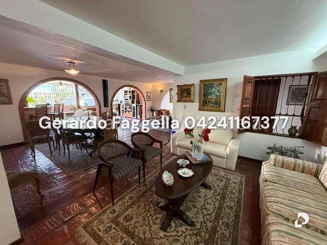 Casa en Santa Paula, Caracas – 13
