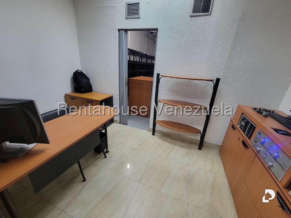Edificio en Puente Hierro, Caracas – 4