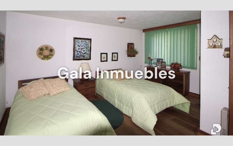 Casa en Casco Colonia Tovar, La Victoria – 5