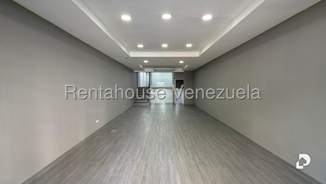 Local comercial en Altamira, Caracas – 4