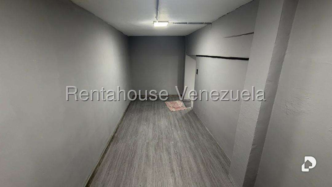 Local comercial en Altamira, Caracas – 24
